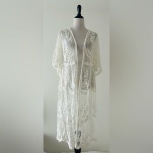Rachel Zoe Elegant sheer S M L one size White Lace beach cover Kimono Robe top